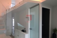 barandal-de-cristal-y-ventaneria-de-cristal-residencial-1