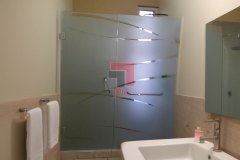 canceleria-de-aluminio-y-cristal