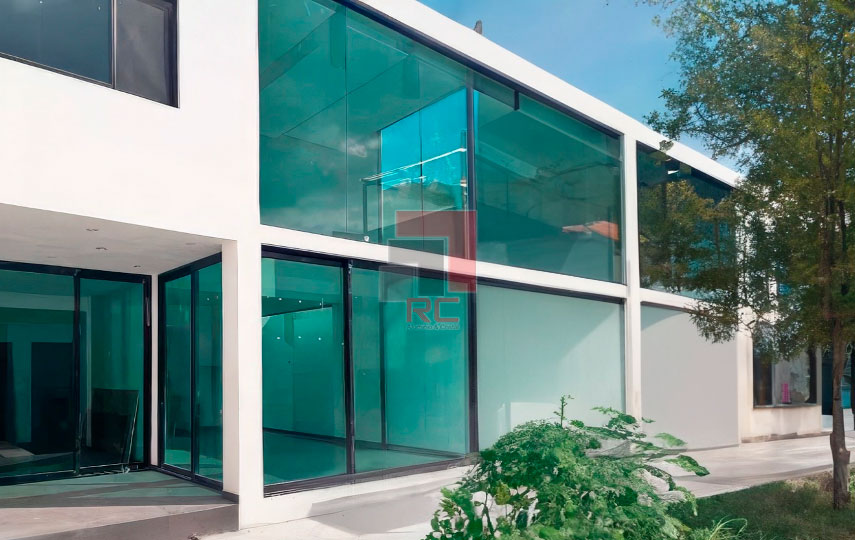 Ventanas de Aluminio y Vidrio Templado en Monterrey